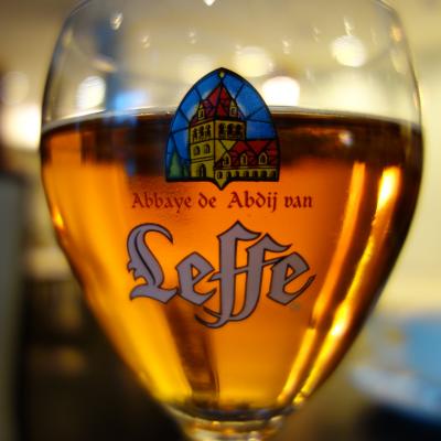 Tallinn で夕食。えっ，ベルギー・ビール？まあ，なんでもいいか。