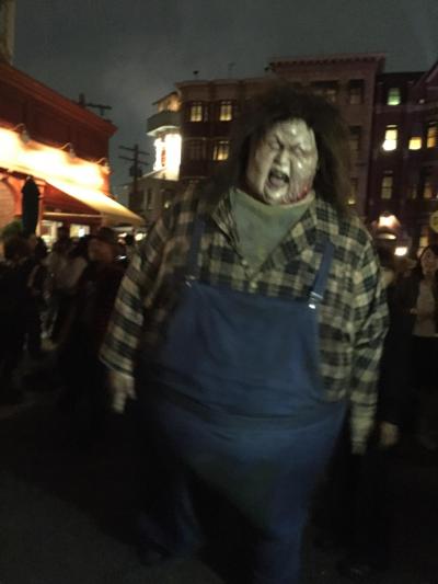 2dysで楽しむUSJ・ハロウィンホラーナイト・ザ・パークフロント