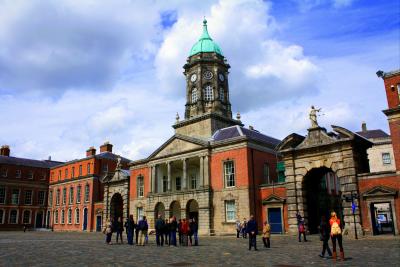ギネスと雨の国アイルランド（３）　ダブリン歴史散歩～ダブリン城、ダブリニアそしてクライスト・チャーチ大聖堂