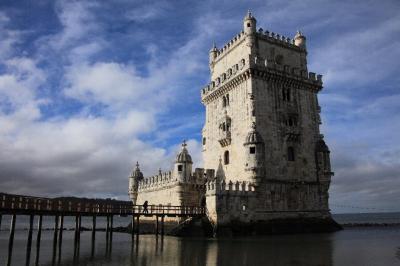 ポルトガルの旅 (1/1１)　リスボン市内   ベレンの塔　発見のモニュメント　ジェロニモス修道院
