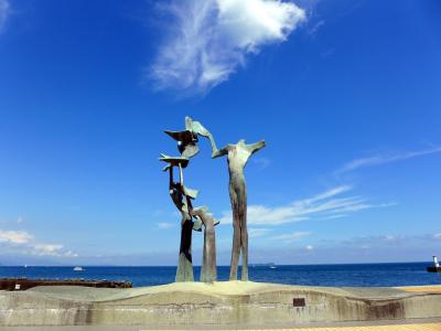 ０７．秋の中伊豆 伊東温泉１泊　伊東オレンジビーチ　なぎさ公園  重岡建治氏のブロンズ像