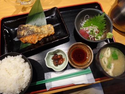 20151109 川崎南部市場 水喜さん、銀鮭味噌粕漬け定食の朝ごはん