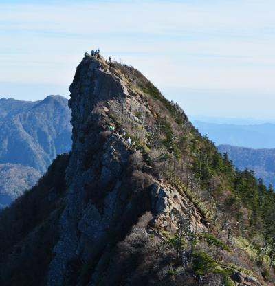 天を突く峰・石鎚山