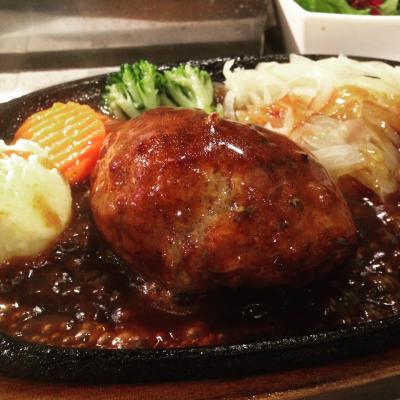 鹿児島黒毛和牛の熟成肉専門店Gyudo! 牛道