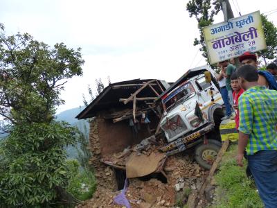 ネパールの旅(カトマンズ～ナガルコット～バクタプール～ポカラ～チトワン自然公園～カトマンズ)