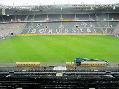 2015年6月 ドイツ旅行 (9) メンヒェングラートバッハでスタジアム見学