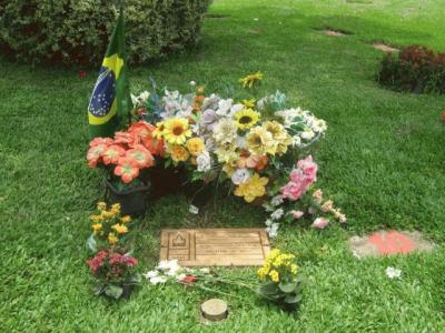 アイルトン・センナの墓参り