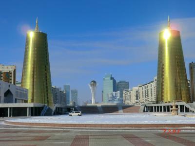 カザフスタンの金未来都市アスタナ観光