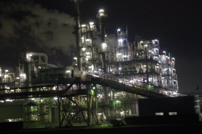 煌めきの夜・・工場夜景クルーズ