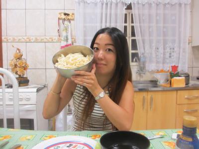 愛弟子ちゃん、大食漢ぶりを発揮！