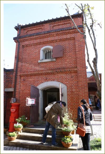 Solitary Journey ［1672］ 明治時代～大正時代を思わせるしっとりした町並み＜大洲町並み散策・おはなはん通り・煉瓦館＞愛媛県大洲市