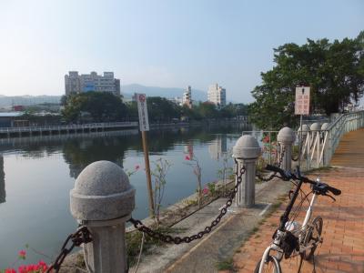 西子湾周辺(愛河連接蓮池潭自行車道)をサイクリング in 高雄 2015/11/23