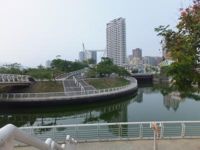 愛河之心・客家文物館ほか(愛河連接蓮池潭自行車道)をサイクリング in 高雄 2015/11/13