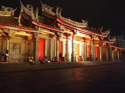 初めての台湾 (行天宮と康麗縁 泰式養生館、これがとんでもないお店だった)