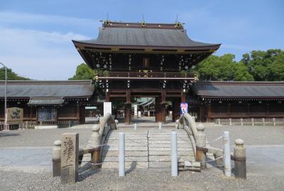 2015秋、尾張一之宮・真清田神社(1/6)：西門の鳥居、社務所、楼門、神橋