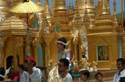 ヤンゴン川とバゴー川の合流地点にある首都ヤンゴン