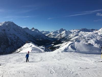 暖冬でもスキー　オーストリア　レッヒ
