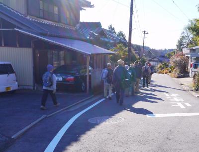 歴史街道を歩く会　12月例会　　中山道大井宿からＪＲ武並駅まで　　中山道そして下(ｼﾀ)街道へ