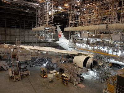 夜の工場見学「JAL SKY MUSEUM ナイトサファリ」