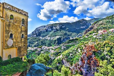 2015南イタリア世界遺産巡り～６．高台から海岸を見渡せる街ラヴェッロ～
