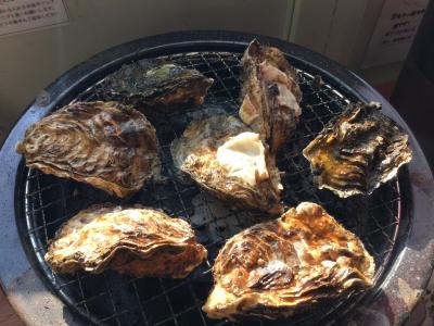 冬の広島は牡蠣！焼きガキ 60分 食べ放題 2,000円で60個完食クリア (草津かき小屋)