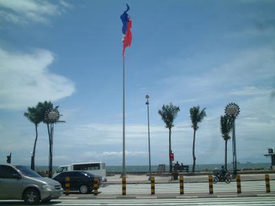 【フィリピン】マラテ地区と昼間のマニラ湾
