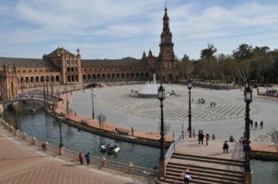 2013年スペイン旅行記　第27回　セビーリャのスペイン広場を見学し、鉄道でグラナダへ