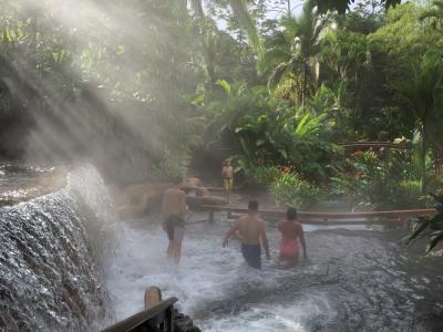 ANAビジネスクラスで行く　コスタリカ温泉リゾートとエコツアーの旅（出発、タバコン温泉＆ナヤラスプリングス編）