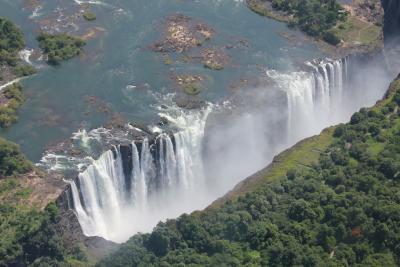南部アフリカの旅（８）～ビクトリアの滝　ジンバブエ側～