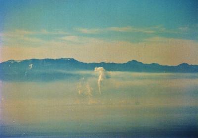 奇跡の荘内半島・前編: 蜃気楼の如く海に浮く山脈