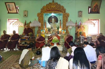 ミャンマーの得度式を見に行ってみる