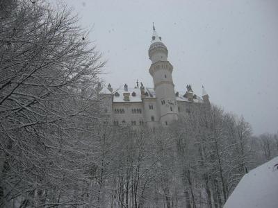 雪に埋もれたノイシュバンシュタイン城～ヴィース協会～ランツベルグのクリスマスマルクト