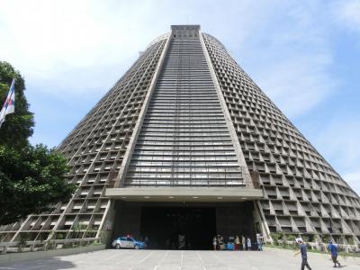 カテドラル・メトロポリターナ　（リオ・デ・ジャネイロ）