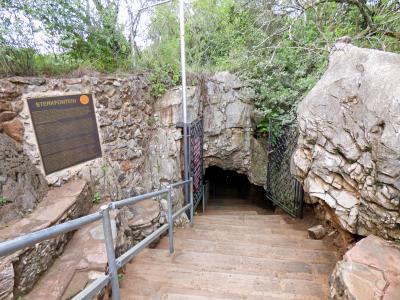 シンガポール・南アフリカ・ジンバブエ・ボツワナ・ザンビア15日間12日目(スタークフォンテン洞窟編)