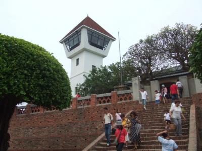 初めての台南旅行(市内散策・安平古堡・陳家蚵捲・億載金城・七股塩山) 2007/04/29