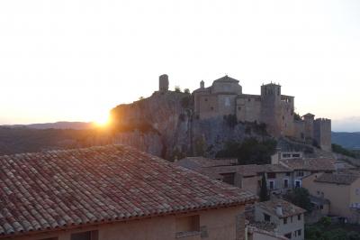 初秋のピレネー山脈~残暑の南仏エクサンプロヴァンスまでレンタカーで巡る旅 4 Alquezar