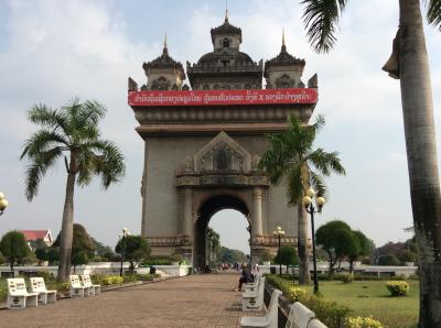 タイ専科⑩　　ウドンタニ から陸路　 ビエンチャンへ