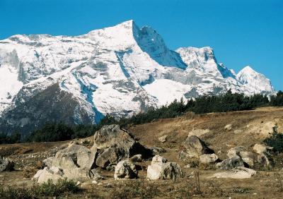 ネパール「エべレスト街道」天空のトレッキング１/５（シャンボチェの丘～ナムチェバザール）