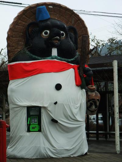 信楽焼きを見に行こう!狸だけじゃないんだよ!