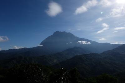 ４０００ｍ峰（キナバル山）登頂への旅