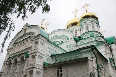 ゆったり楽しもうロシア再訪2015年─モスクワとカザン─【第４日目：カザン２日目】（１）ロシア語ちんぷんかんぷんの現地ツアーで、郊外のライフスキー修道院を訪れる