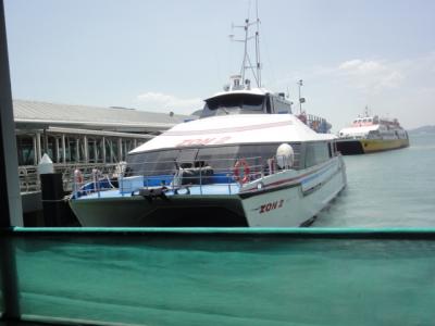 ランカウイからリペ島への高速船 Bundhaya Speed Boat @クア・ジェティポイント