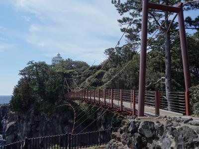 門脇吊り橋は風が強かった。帽子を飛ばされた。崖下に飛ばされなくてよかった。