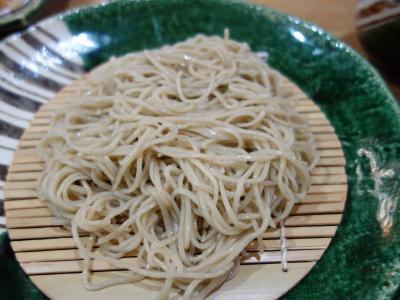 今日のランチは十割蕎麦。こだわりのお蕎麦屋さんです。おいしかったが，せわしなかった。