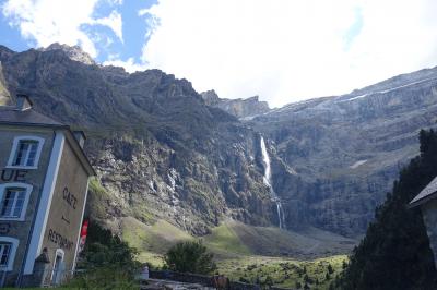 初秋のピレネー山脈~残暑の南仏エクサンプロヴァンスまでレンタカーで巡る旅 6 ポルタレット峠~コテレ~ガヴァルニーCirque de Gavarnie