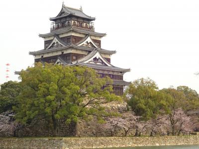 春&#9825;花だより　（広島城　桜）