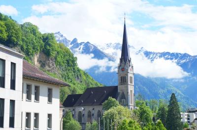 初夏の南ドイツの旅6 番外編 Liechtenstein リヒテンシュタイン