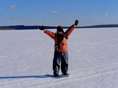 2016.3フィンランド20回目の訪問10-Simo湖をスノーシューで歩く，カレリア風パイなどでコーヒー，Mariを迎えに行く