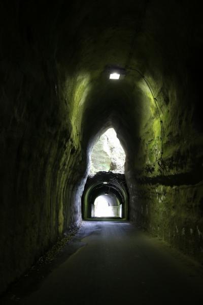 千葉県市原市養老渓谷の二段式トンネル＆弘文洞跡
