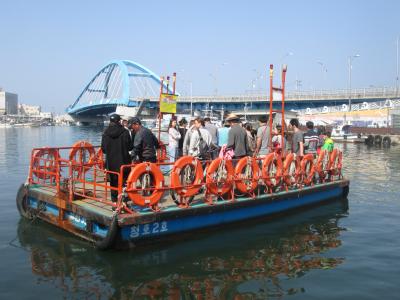 韓国　「行った所・見た所」　束草（アバイ村から観光水産市場へ・宿泊はジェームスブルーホステル）